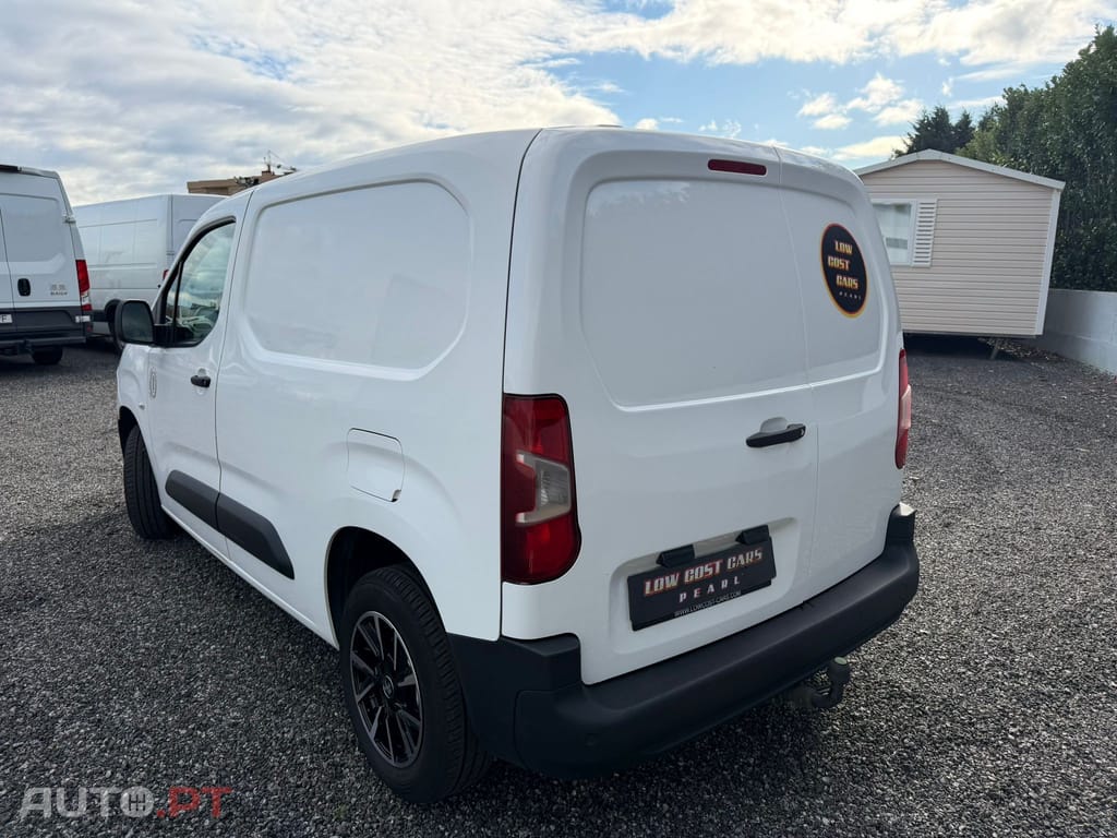 Peugeot Partner 1.6 BlueHDi L1 Premium 3L