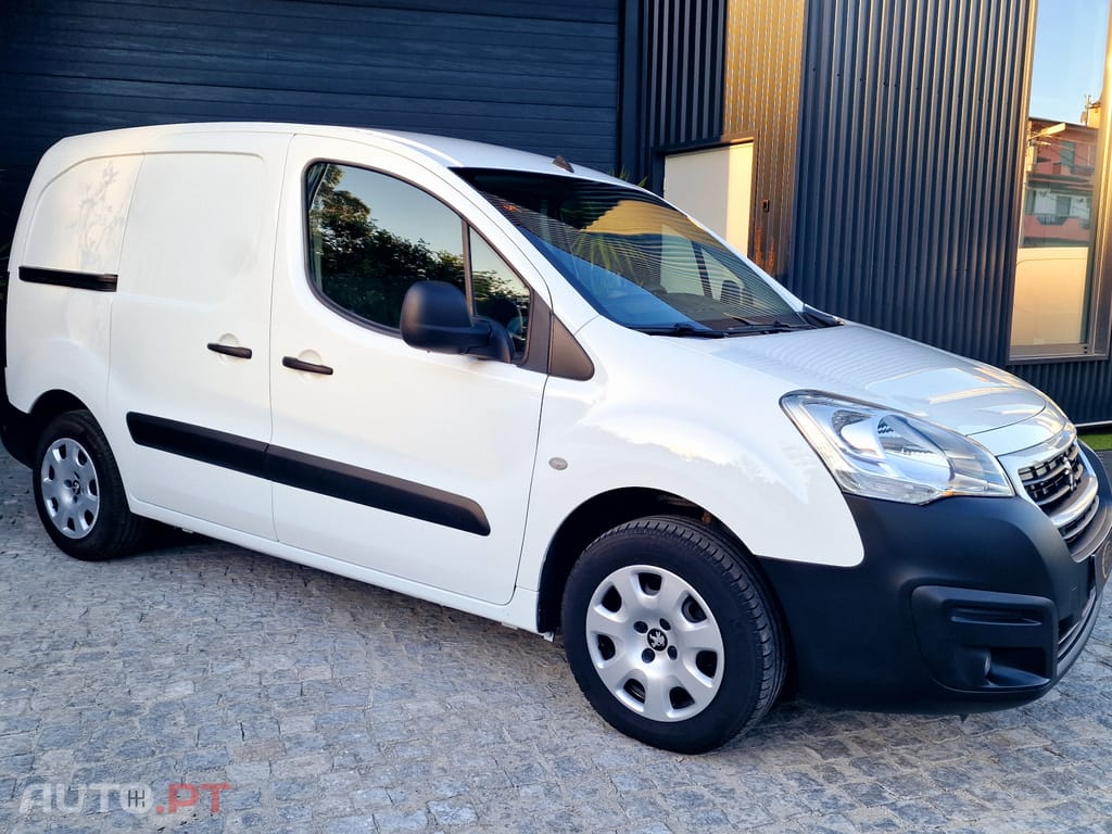 Peugeot Partner 1.6 HDI 3LUG GPS PREMIUIM (FULL EXTRAS)