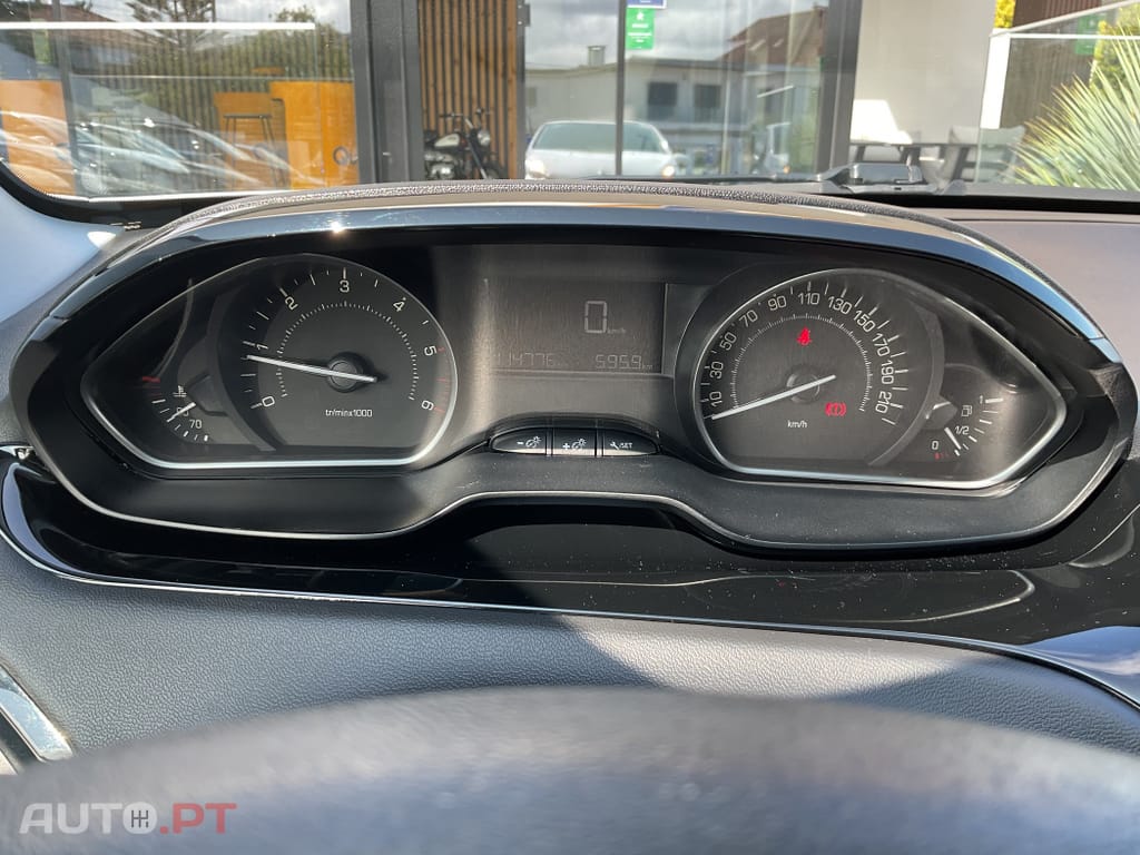 Peugeot 208 1.5 BlueHDi Active