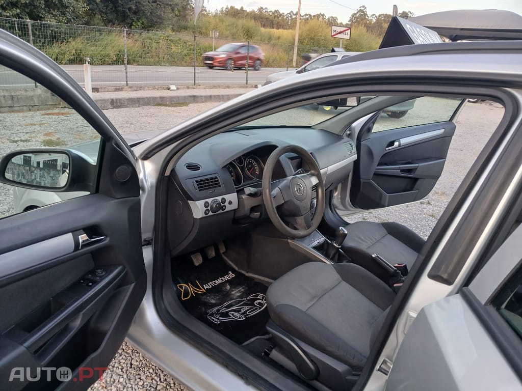 Opel Astra Caravan 1.4