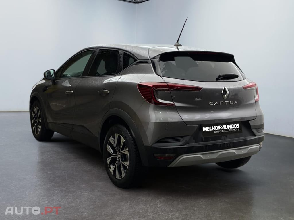 Renault Captur 1.3 Mild Hybrid Evolution EDC