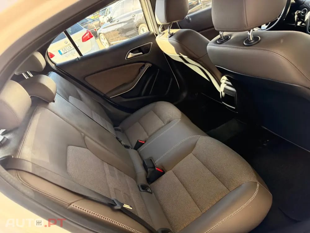 Mercedes-Benz GLA 180 d SENSATION