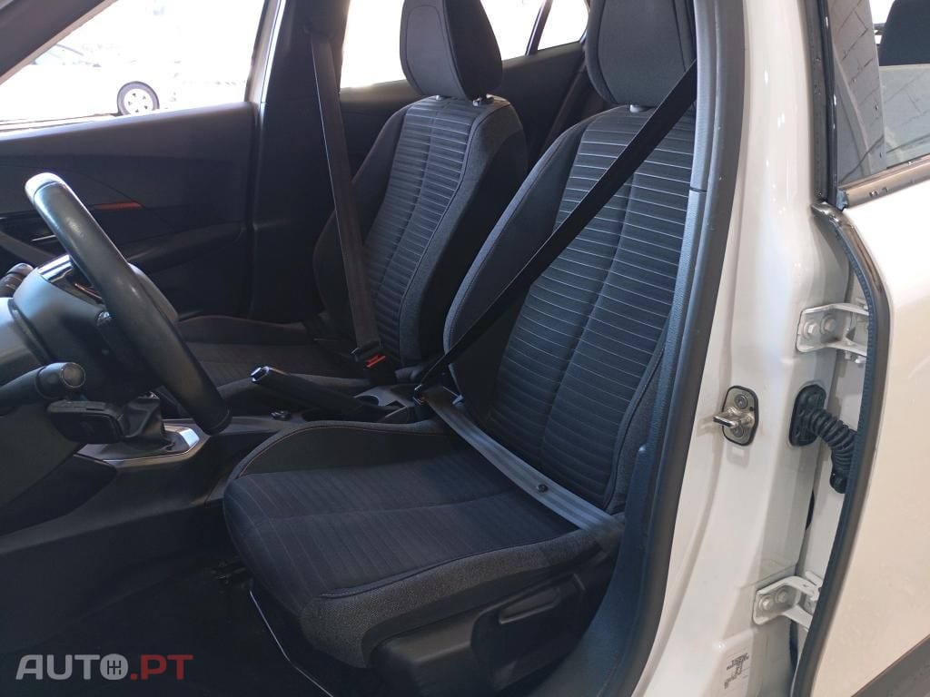 Peugeot 2008 1.5 BlueHDi Active Pack