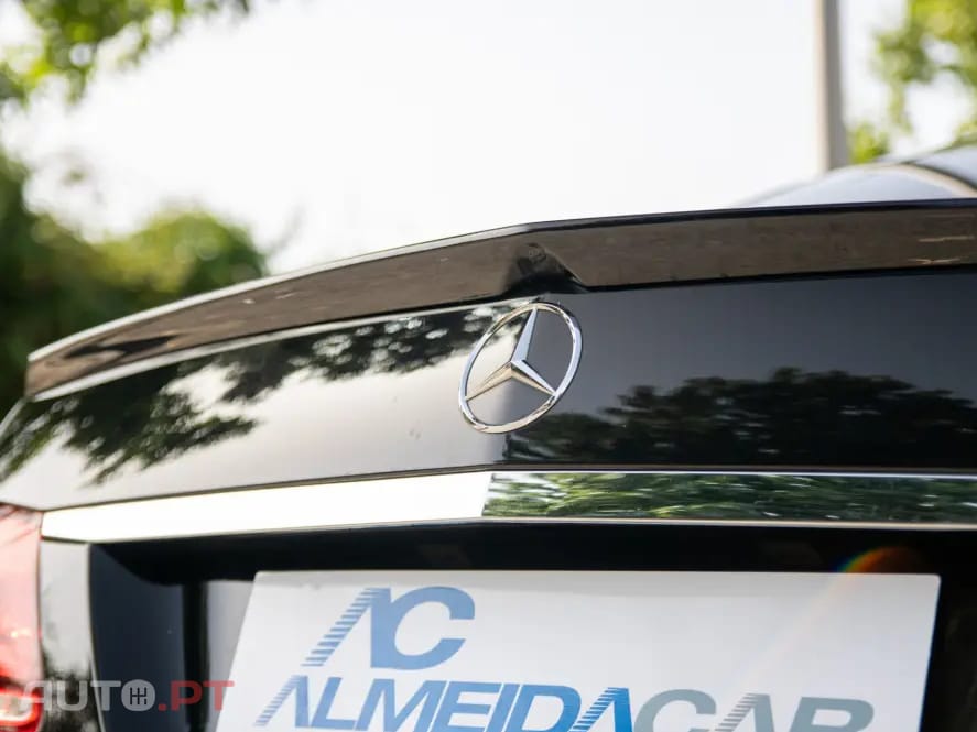 Mercedes-Benz E 220 BlueTEC 9G-TRONIC Avantgarde