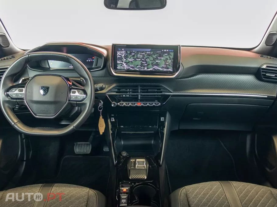 Peugeot 2008 1.2 PureTech Allure EAT8