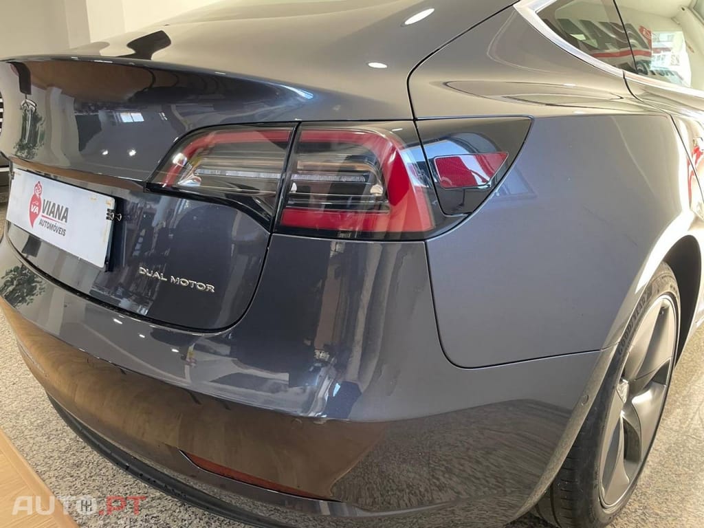 Tesla Model 3 Long Range AWD Dual Motor