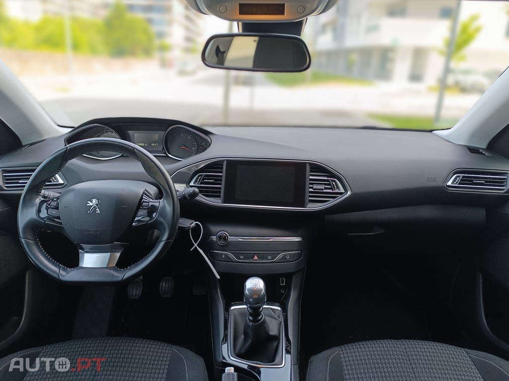 Peugeot 308 1.6 BlueHDi Style