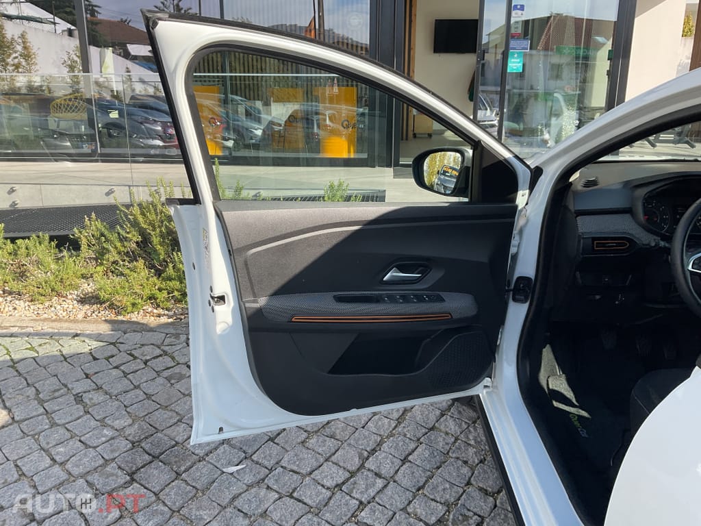 Dacia Sandero 1.0 ECO-G Comfort Bi-Fuel