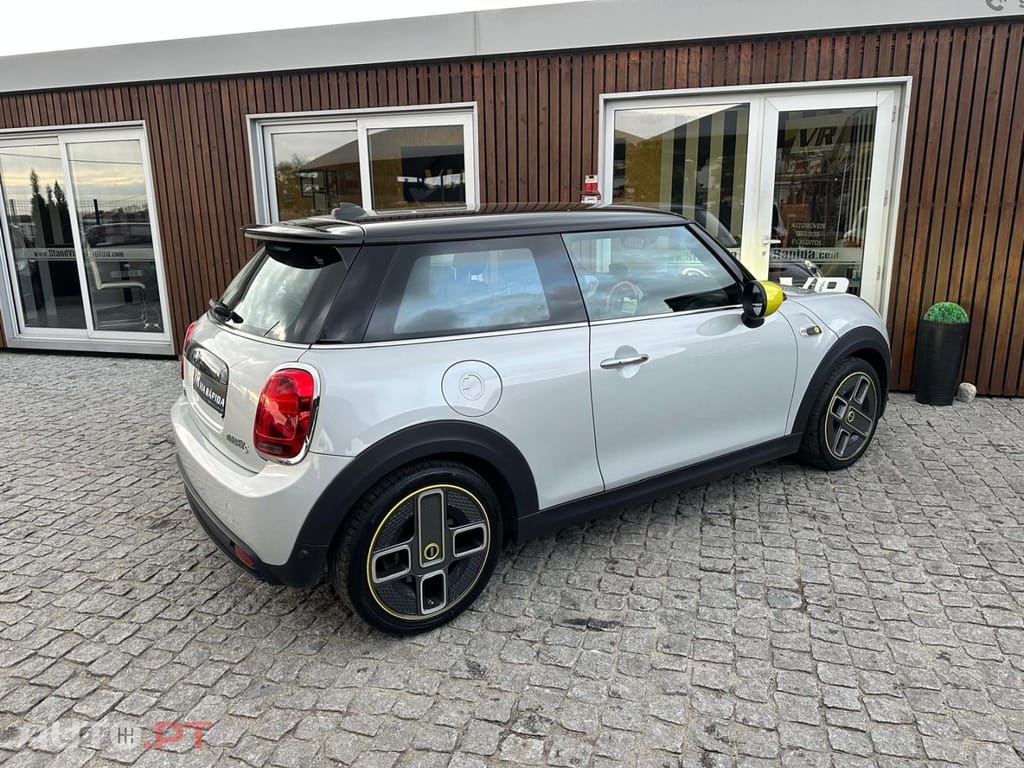 MINI Cooper Cooper SE