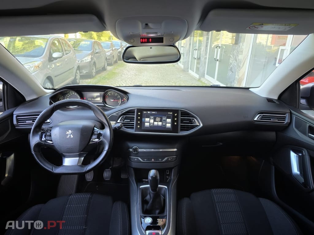 Peugeot 308 1.2 PureTech Style