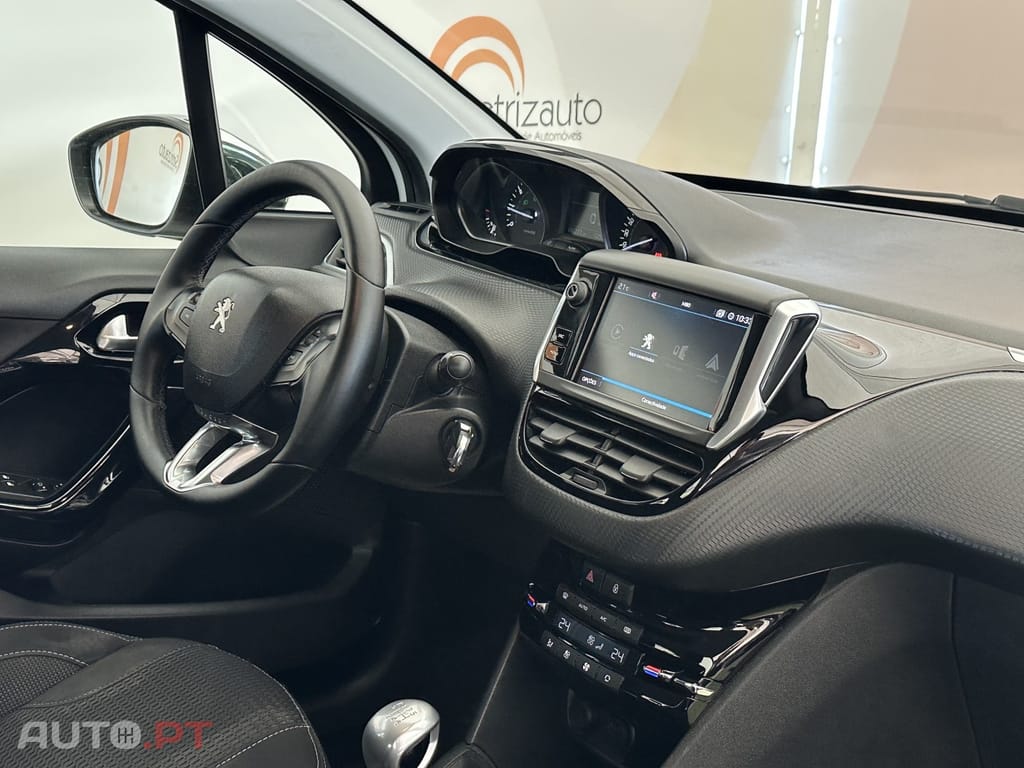 Peugeot 208 1.2 PureTech Allure