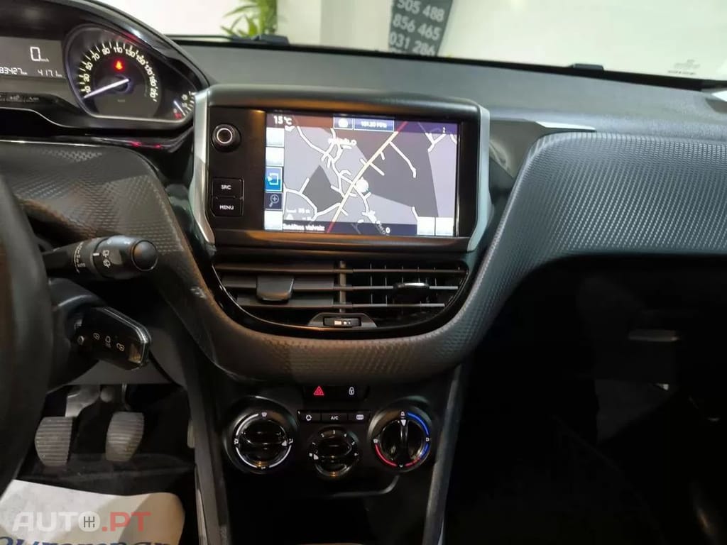 Peugeot 2008 1.2 PureTech Style