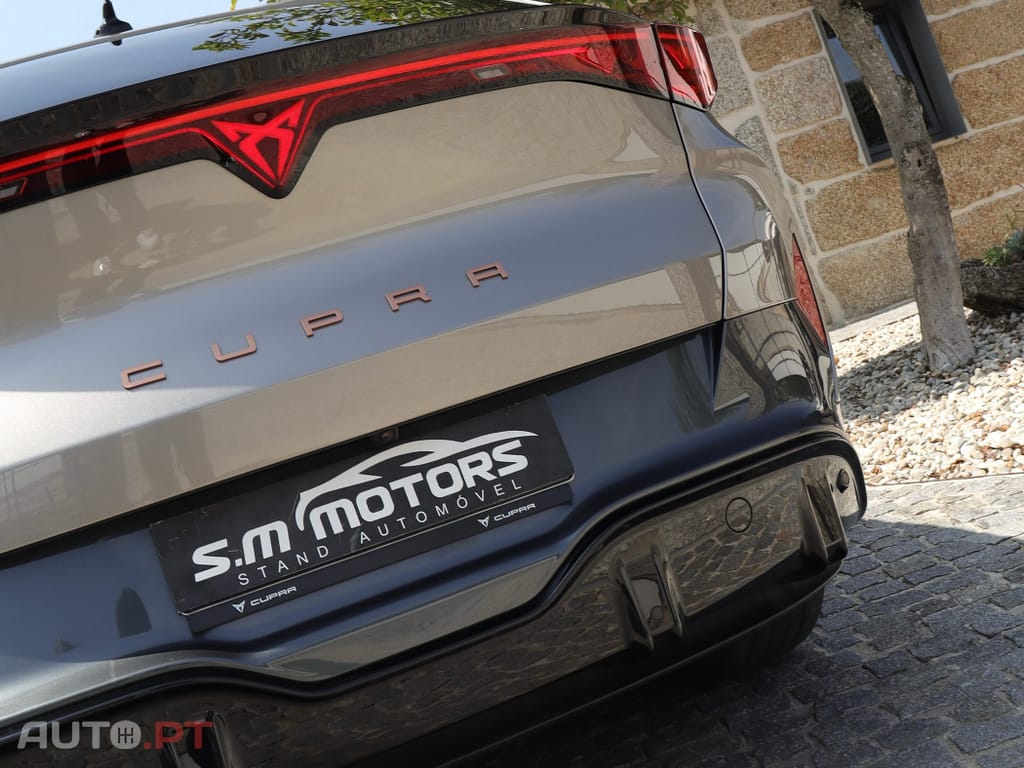Cupra Tavascan 77 kWh Adrenaline