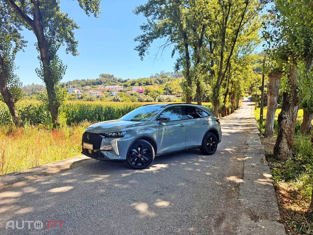 DS DS7 E-Tense Performance Line EAT8