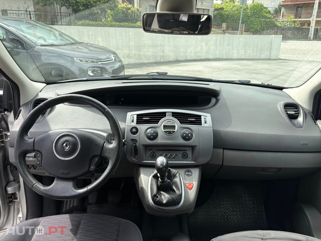 Renault Grand Scénic 𝗜𝗜 𝟭.𝟱 𝗱𝗖𝗶