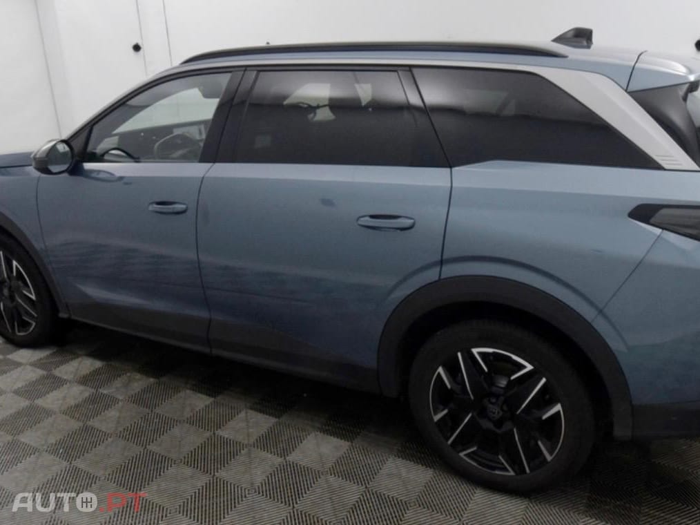 Peugeot 5008 1.2 Hybrid Allure Pack e-DCS6