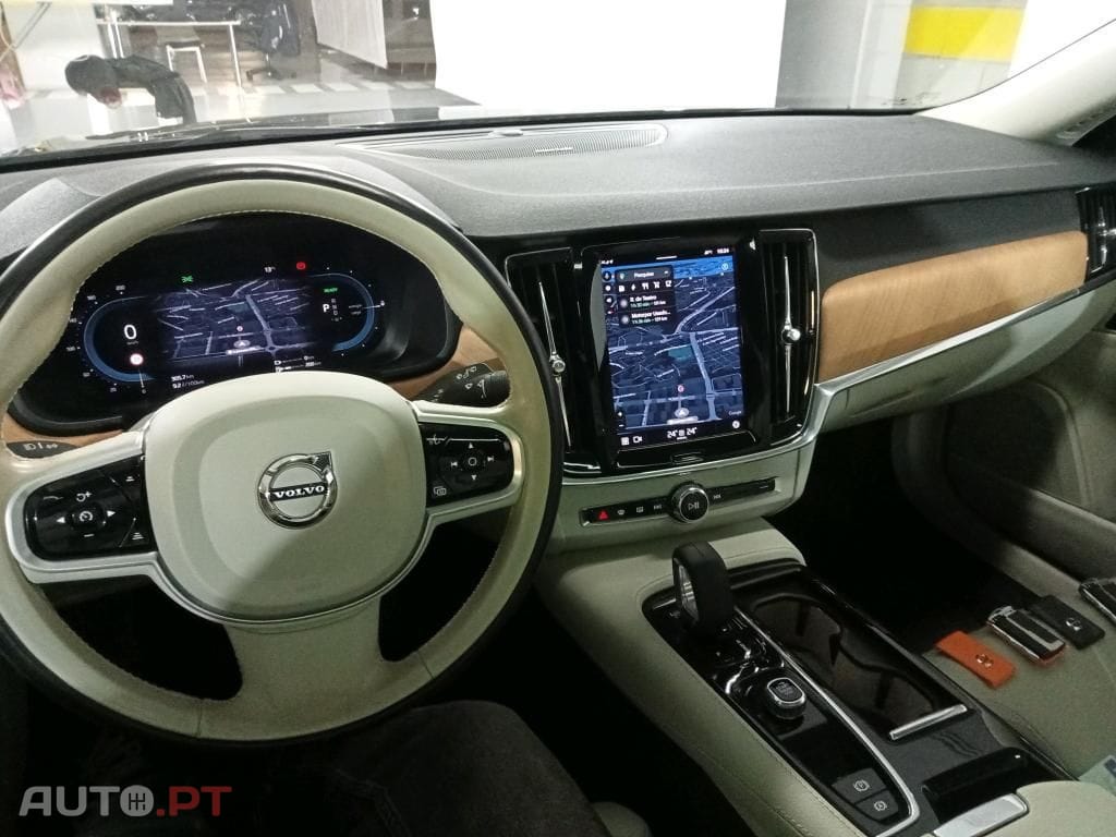 Volvo V90 2.0 T8 PHEV Inscription Expression AWD