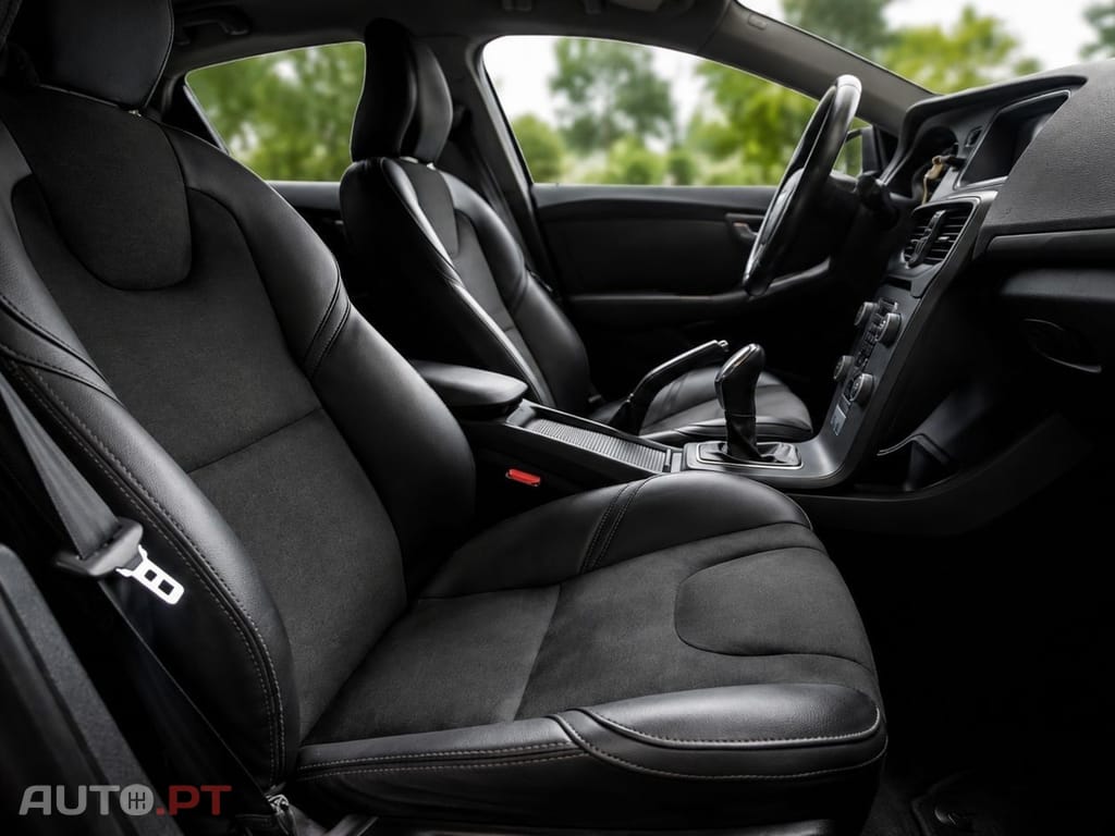 Volvo V40 1.6 D2