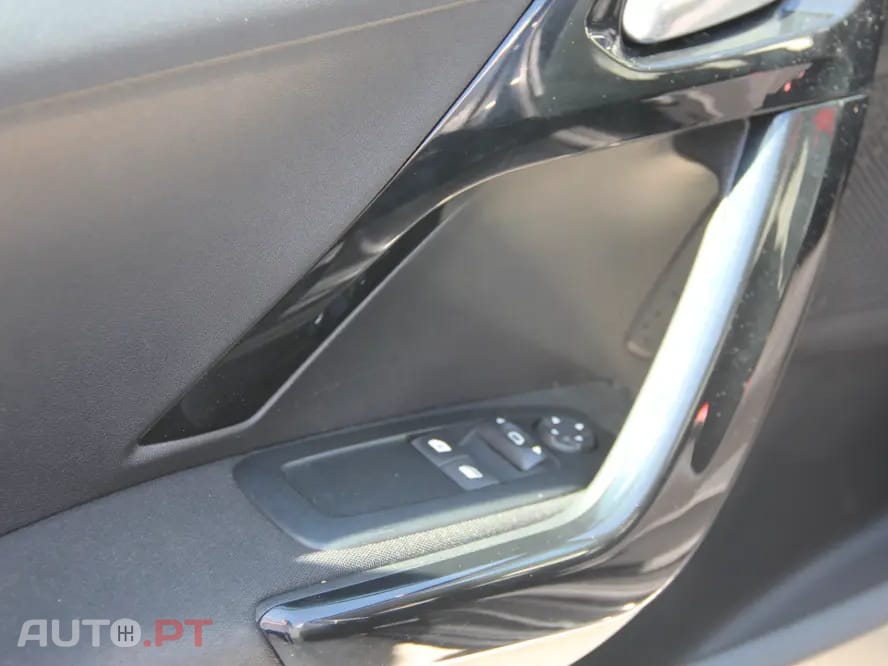 Peugeot 208 1.2 PureTech Style