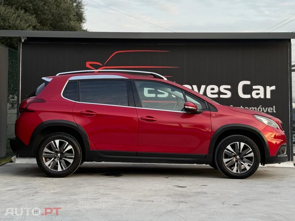 Peugeot 2008 1.2 VTi Access