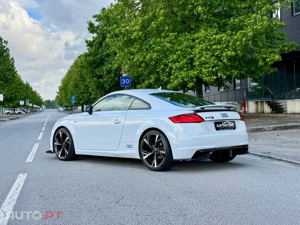 Audi TT 2.0 TDI S-line
