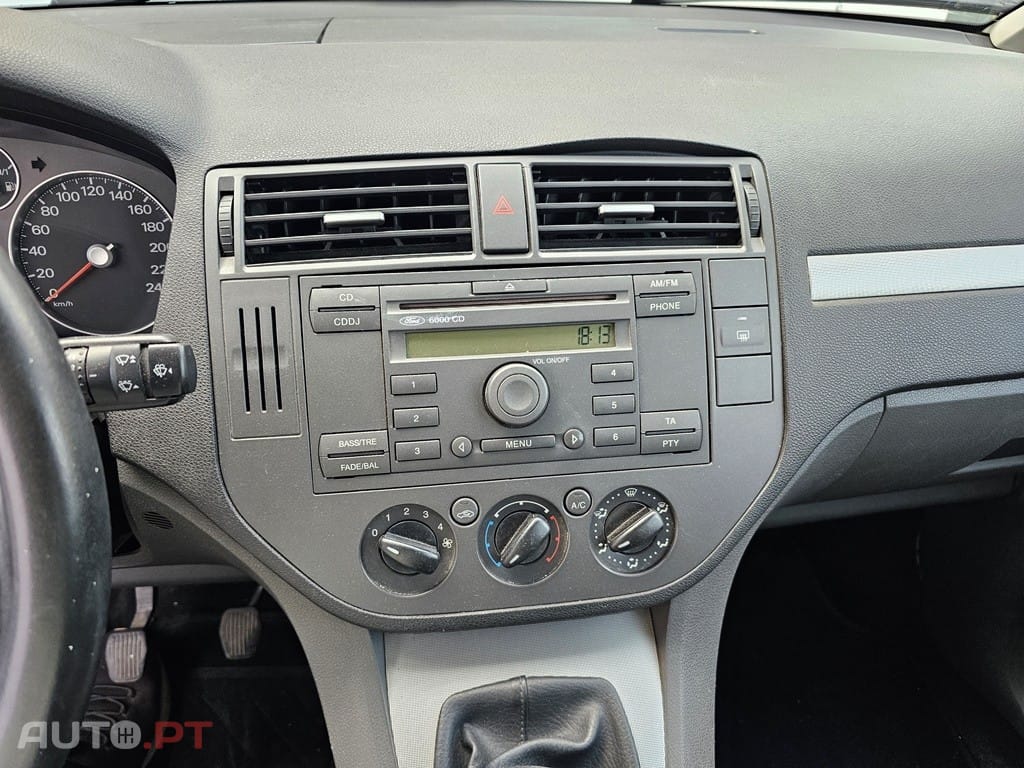 Ford C-Max titanium