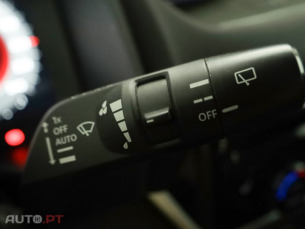 Nissan Qashqai Qashqai 1.3 DIG-T N-Connecta LED Xtronic