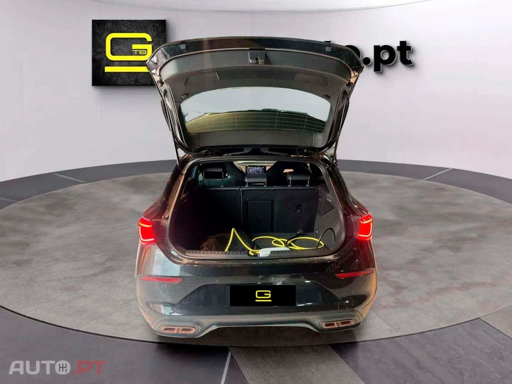 Cupra Leon 1.4 e-Hybrid VZ 245CV
