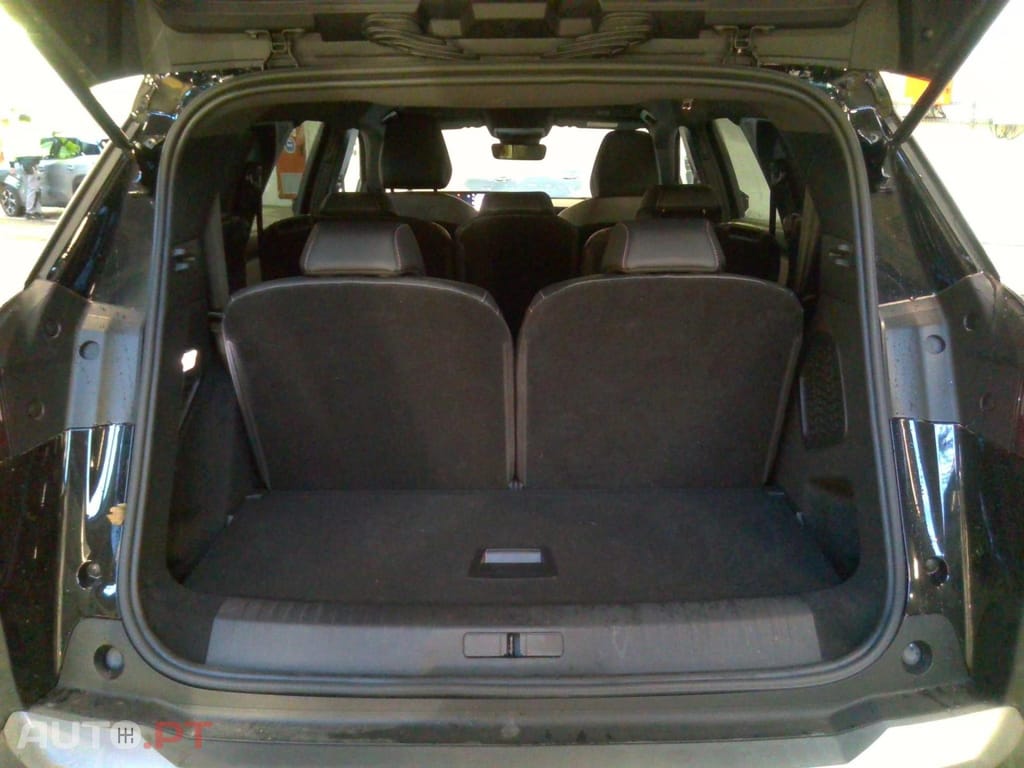 Peugeot 5008 1.2 Hybrid Allure e-DCS6