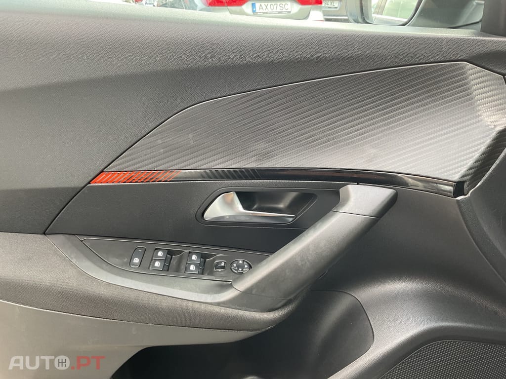 Peugeot 2008 1.2 PureTech Active