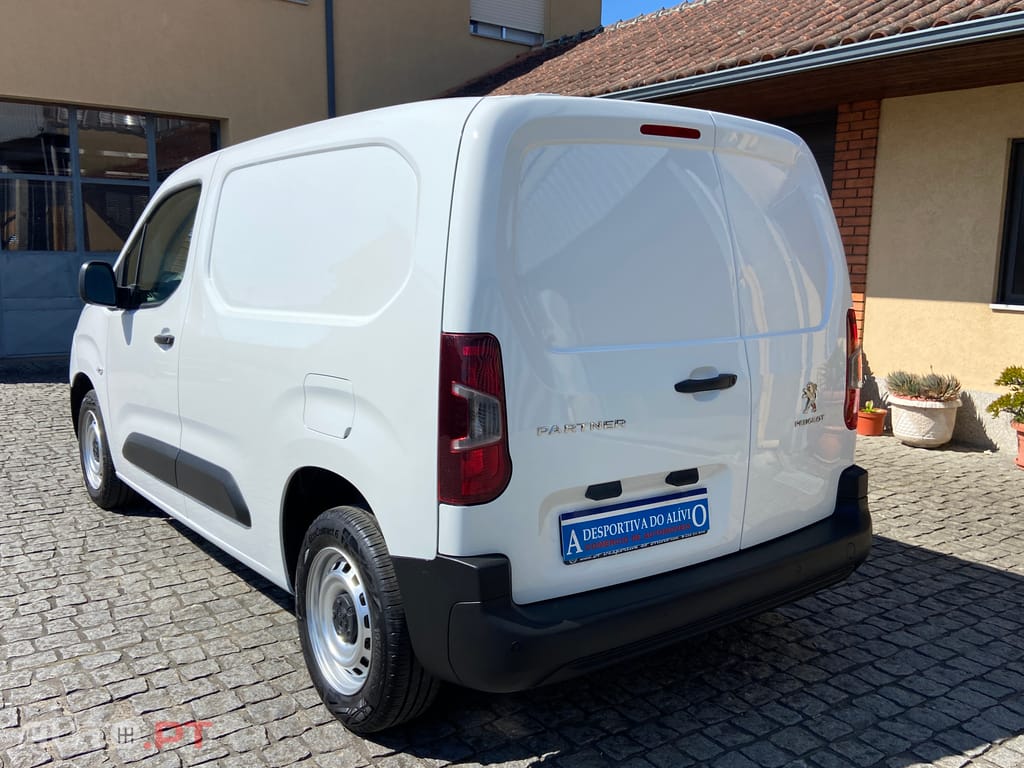 Peugeot Partner 1.6 HDI L1  100cv Carplay  Nacional