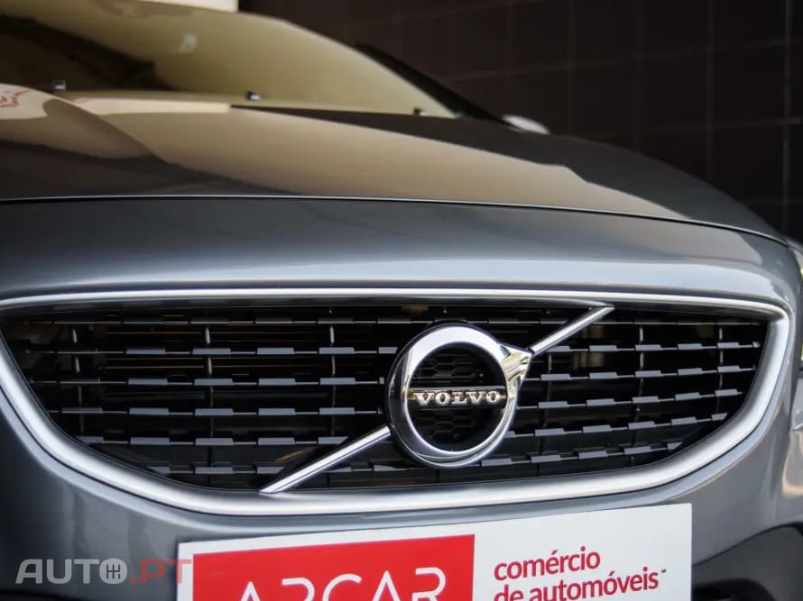 Volvo V40 1.5 T3 Sport Edition R Geartronic