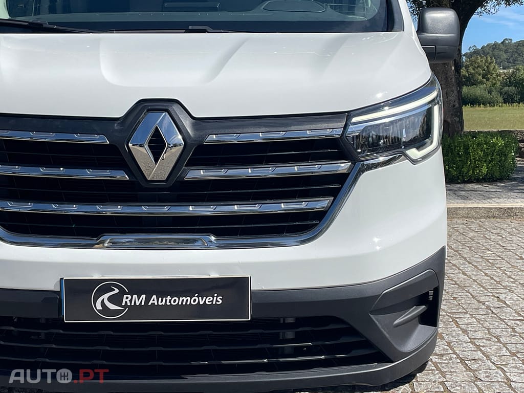 Renault Trafic 2.0 dCi Longa IVA Dedutível