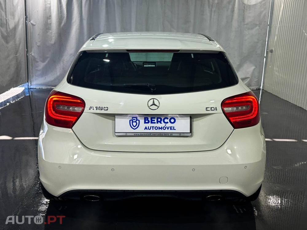 Mercedes-Benz A 180 d 7G-DCT AMG Line