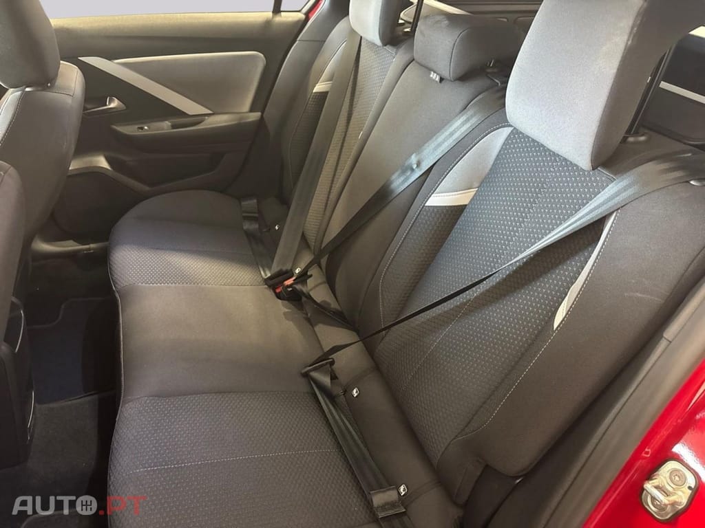 Opel Astra 1.2 Turbo