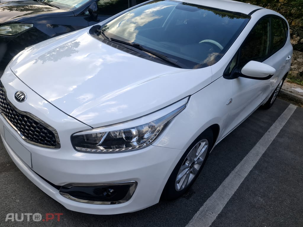 Kia Ceed NAVI LINE 1.0 T-GDI