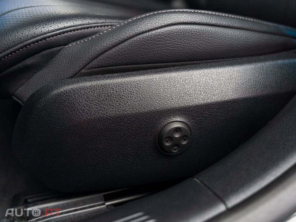 Mercedes-Benz E 300 e Avantgarde