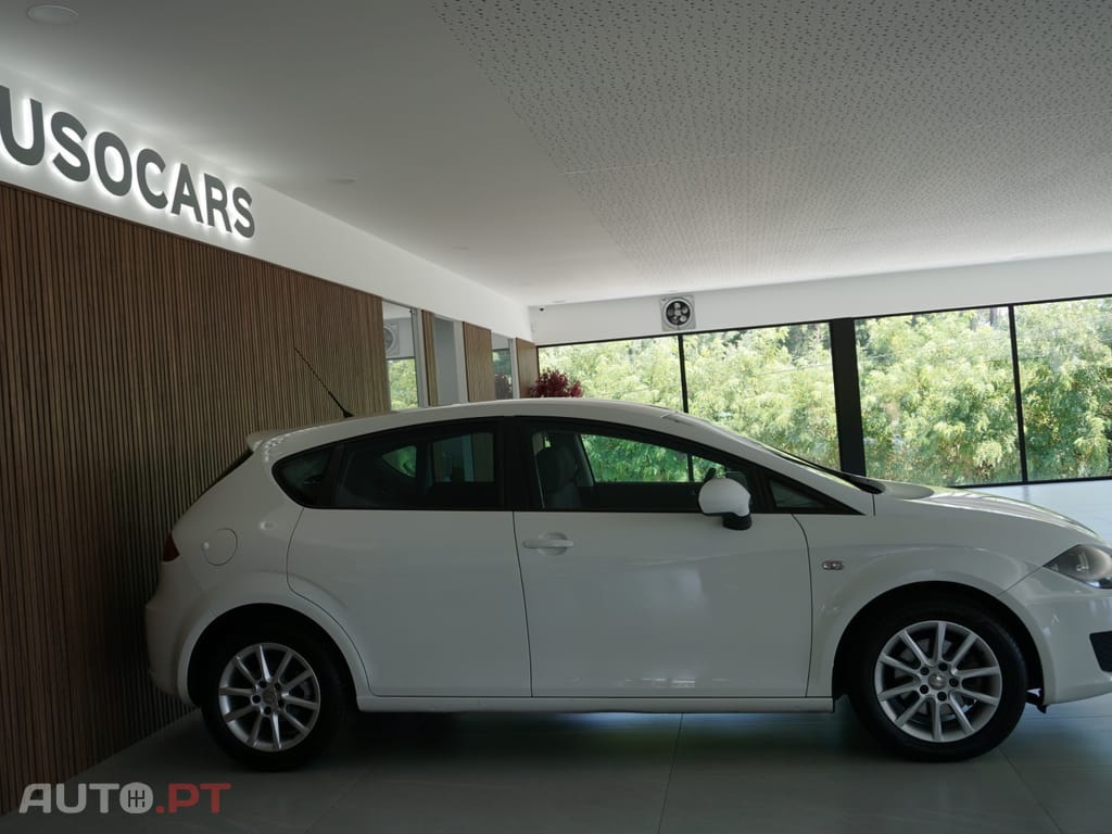 SEAT Leon 1.4 TSI Reference — fotografia 27