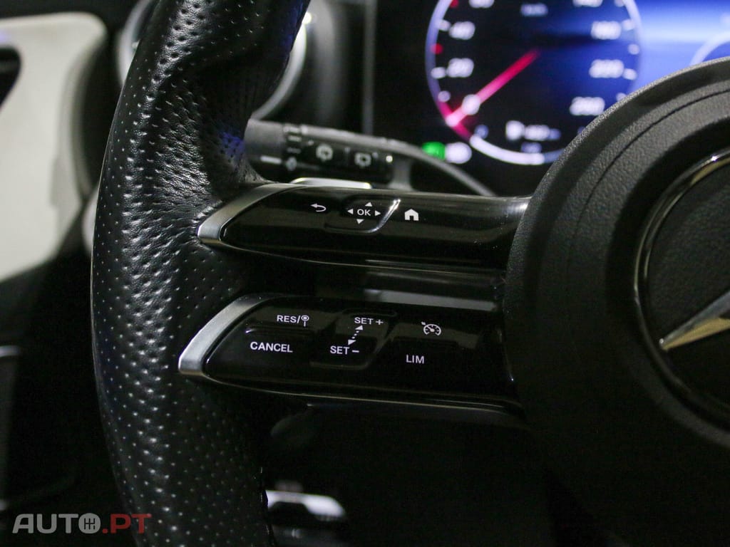 Mercedes-Benz C 300 d AMG Line