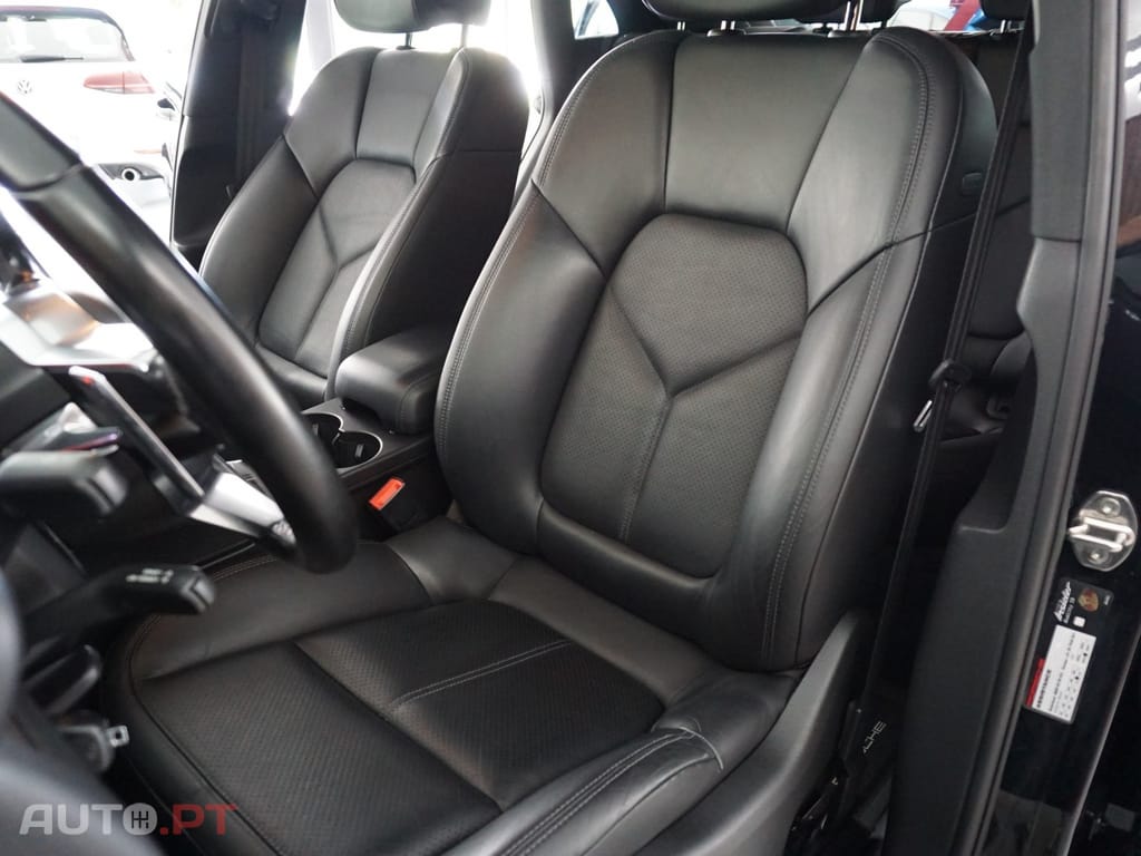 Porsche Macan PDK