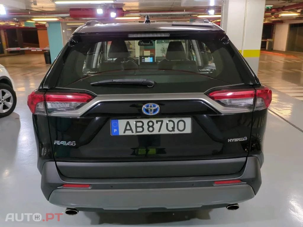 Toyota RAV4 2.5 HDF Comfort