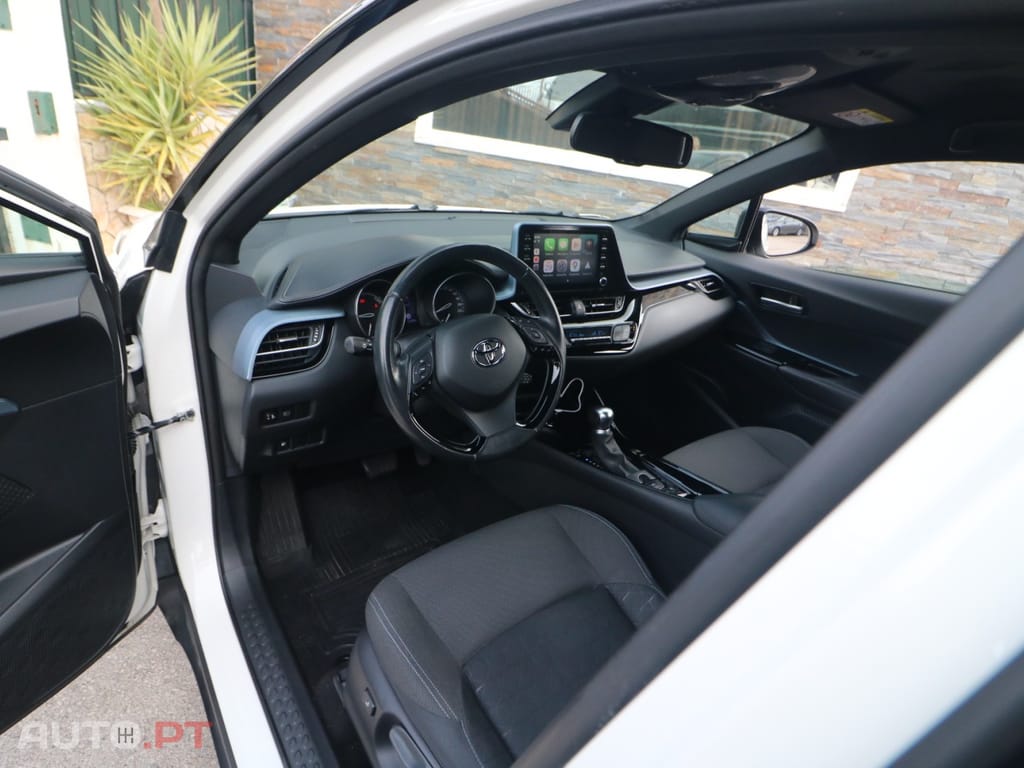 Toyota C-HR 1.8 Hybrid Exclusive+P.Luxury