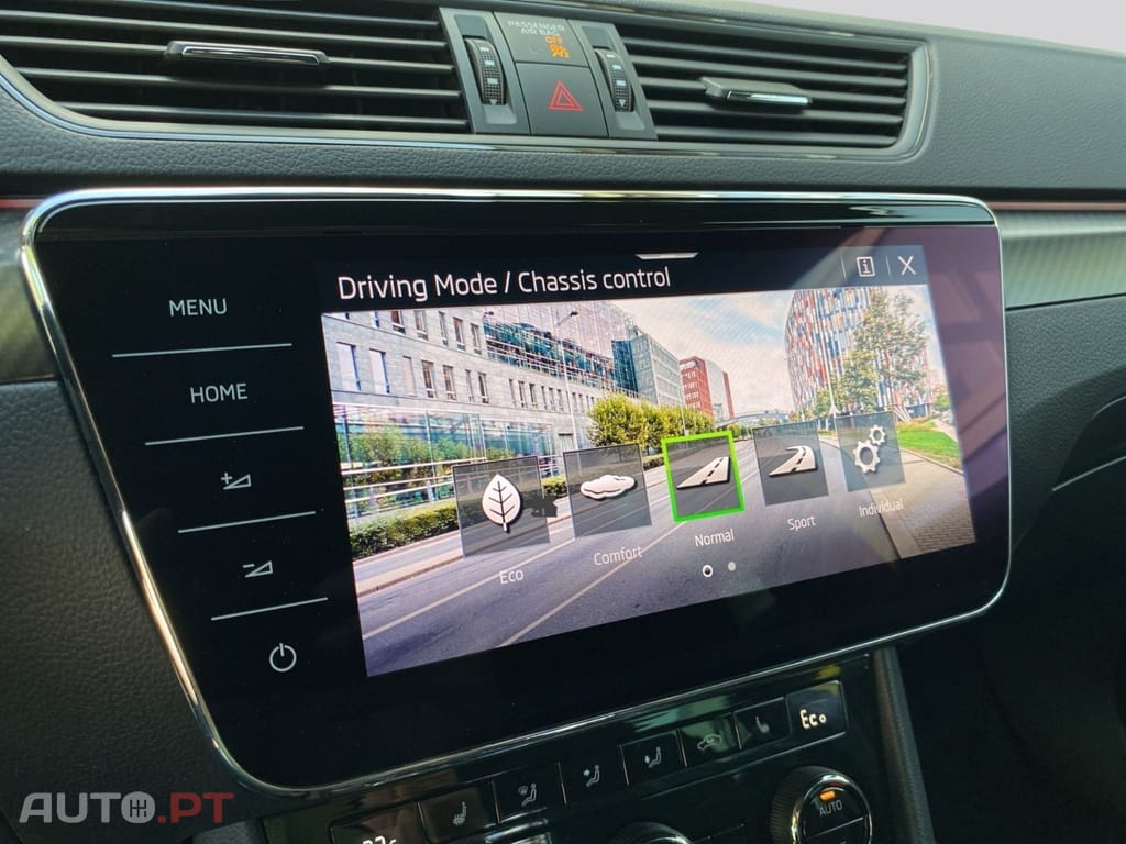 Skoda Superb Break I.V.A DEDUTIVEL 1.4 TSI iV Sportline +DSG+AHK