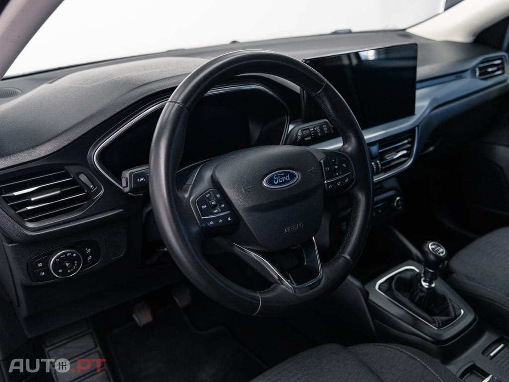 Ford Focus 1.0 EcoBoost MHEV Active