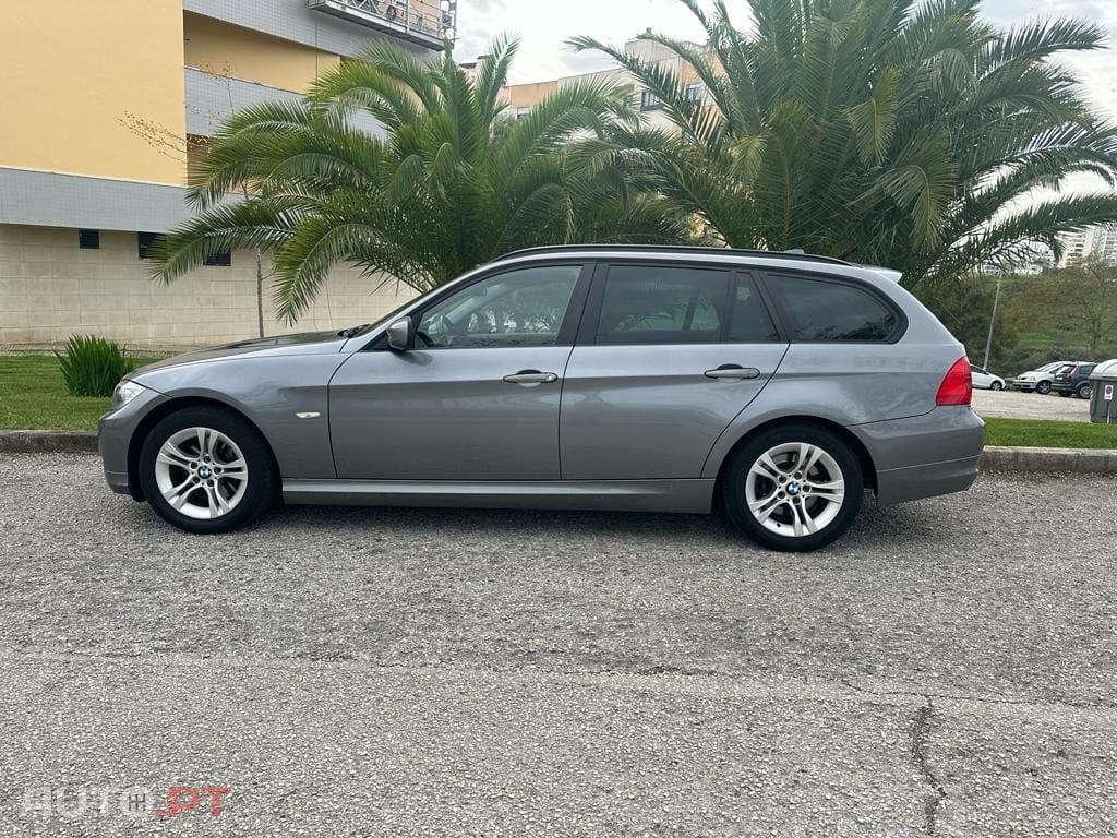 BMW 318 d Touring Line Sport