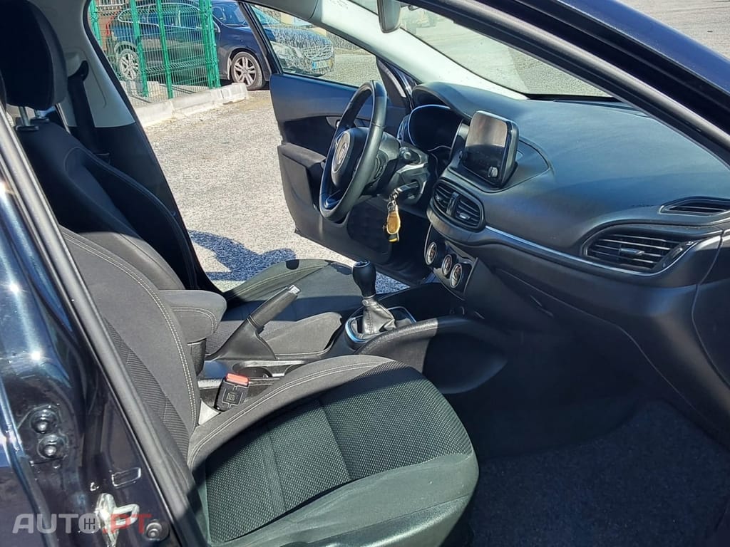 Fiat Tipo 1.3 M-Jet Lounge J17