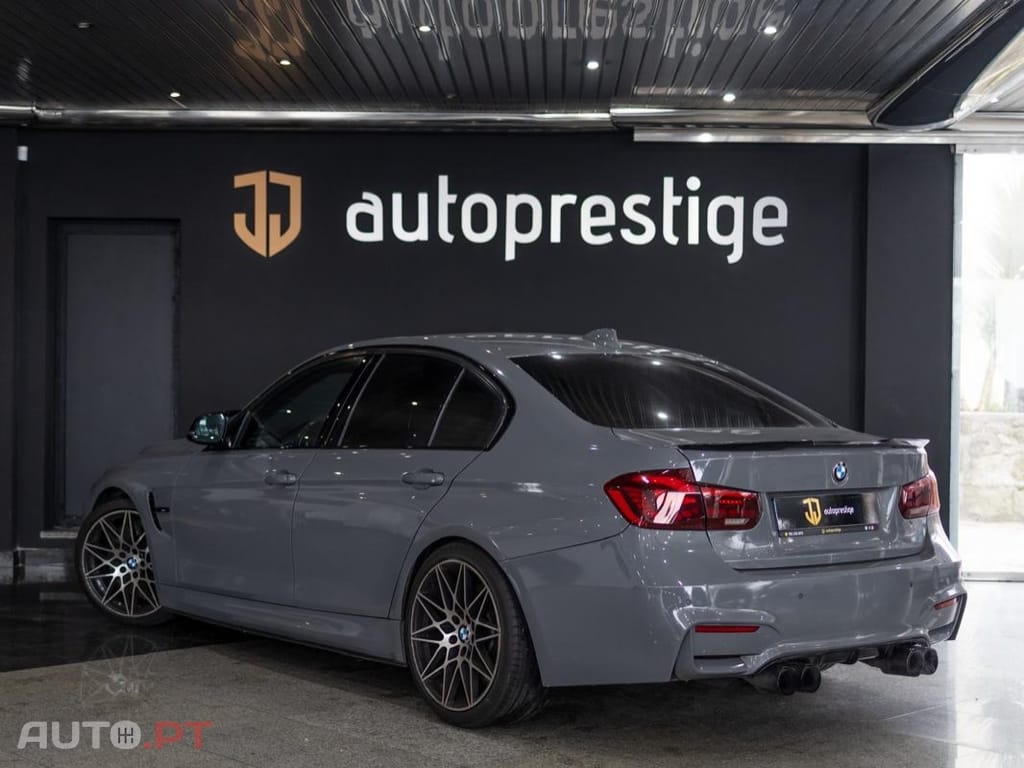 BMW 320 F30