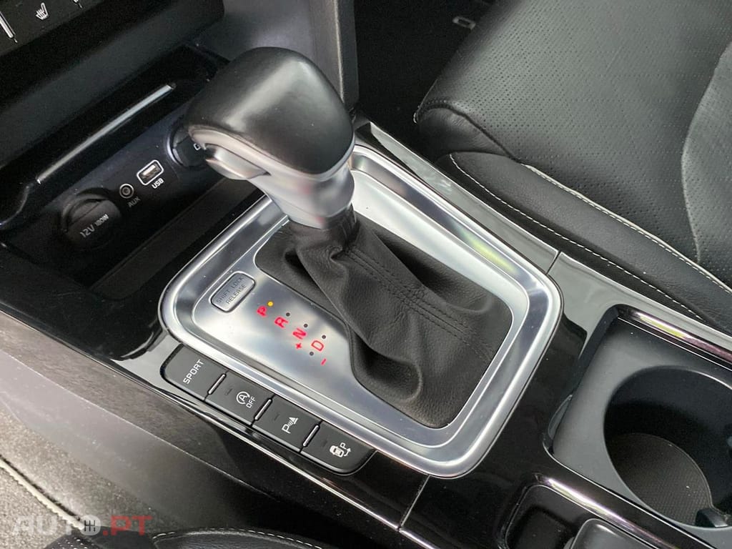 Kia Ceed 1.4 T-GDI TX+SRF 7DCT