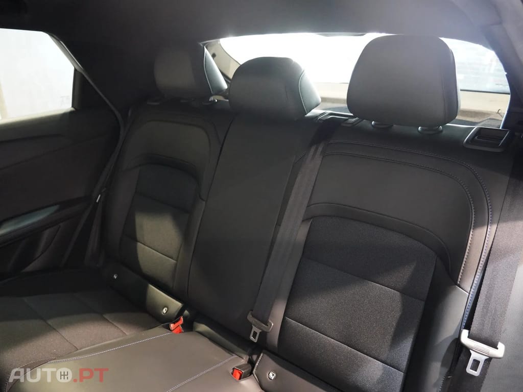 MG MG4 64 kWh Luxury