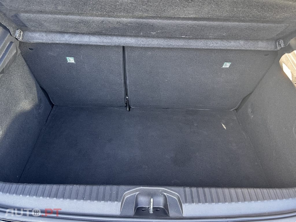 Renault Clio 1.6 E-Tech Exclusive